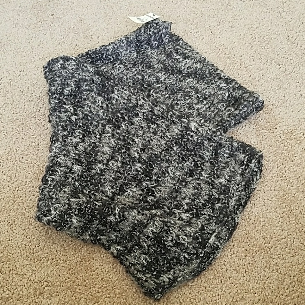 NWT Infinity scarf